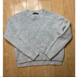 Brandy Melville Round Neck Sweater